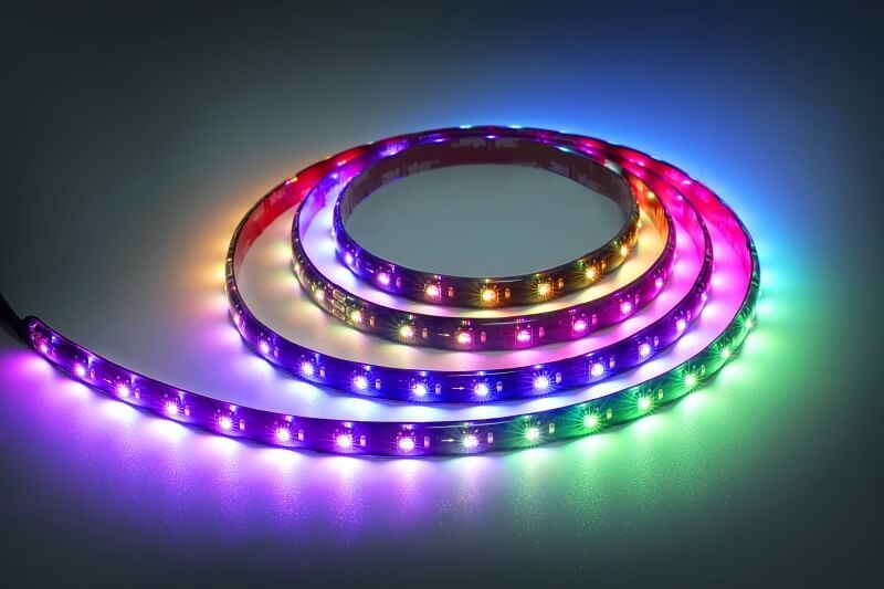 為什么RGB燈帶常用5050燈珠？5050燈珠的照明特點與應用解析